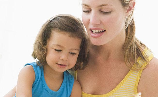 Etapas de desenvolvimento do meu bebé com 17 meses - Desenvolvimento da linguagem